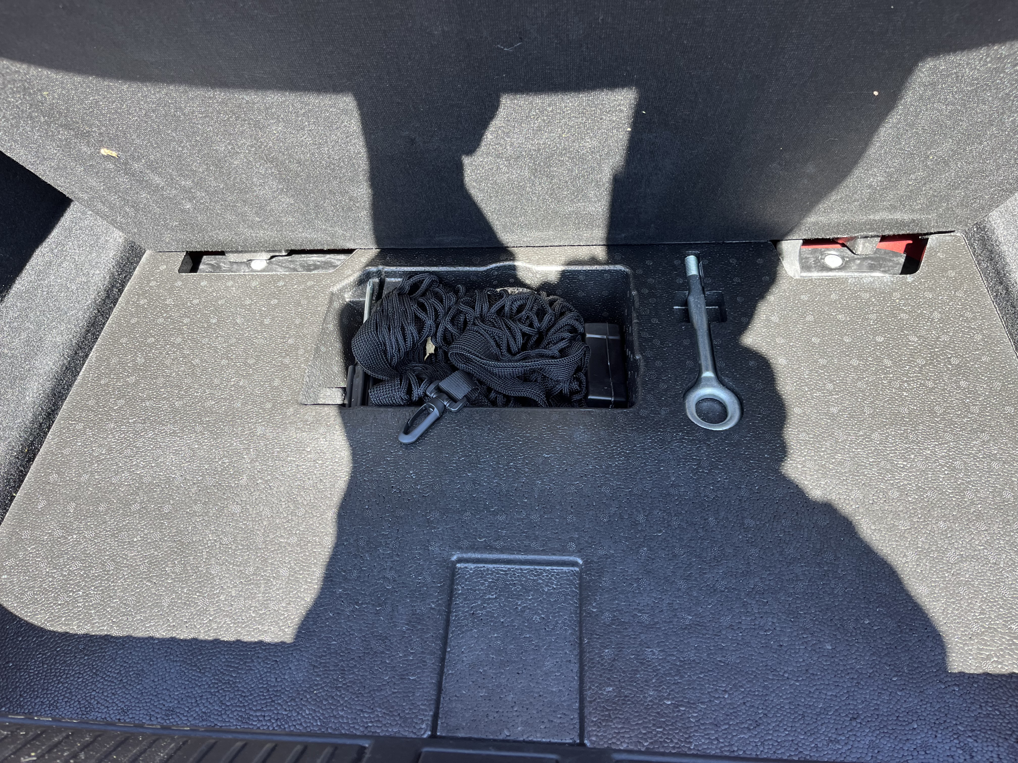 Vehicle photo 6