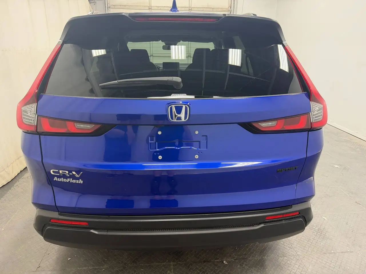 Vehicle photo 2