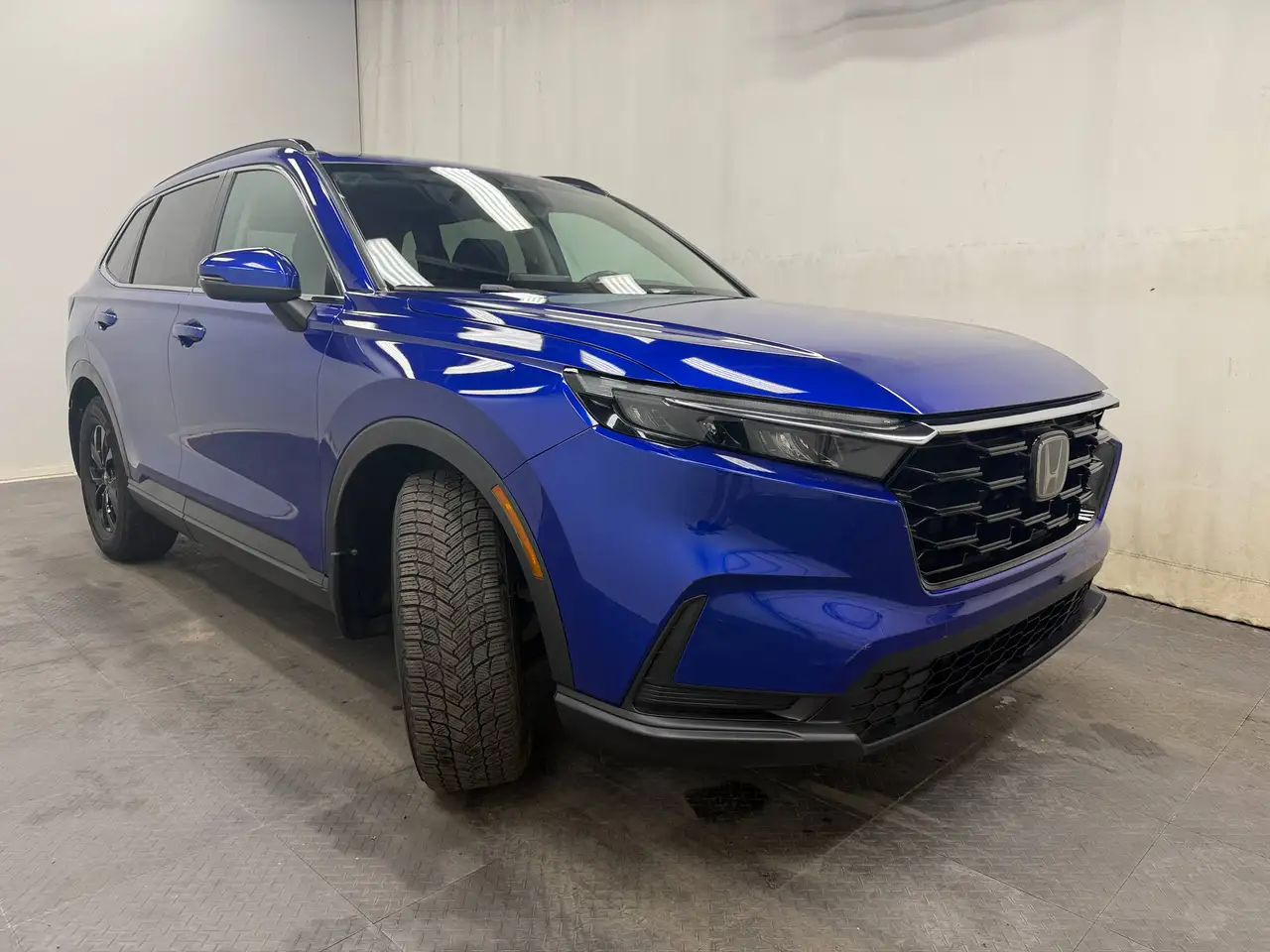 Vehicle photo 4